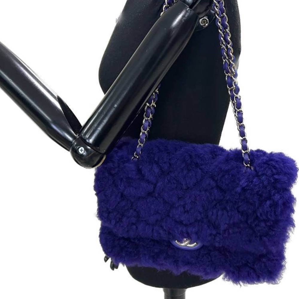Chanel cc chain flap shearling with lambskin